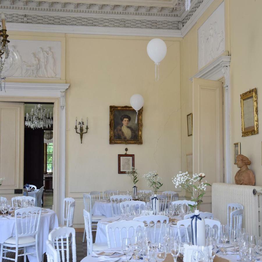 Le Chateau De Bressey & Son Orangerie Exteriér fotografie